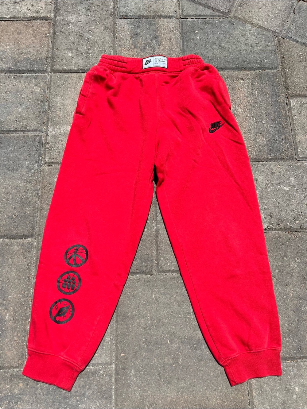 Nike Culture of Basketball Fleece Joggers Red Graphic Sweatpants Kids Large L
